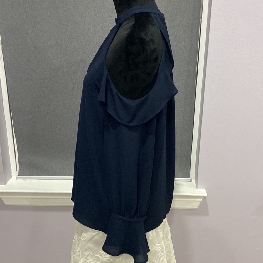 Blouse - Picture 3 of 5